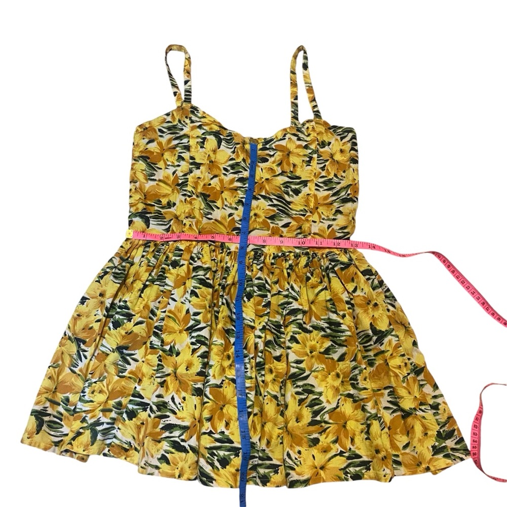 Vintage daffodil print beach dress/ swim coverup - Picture 3 of 4